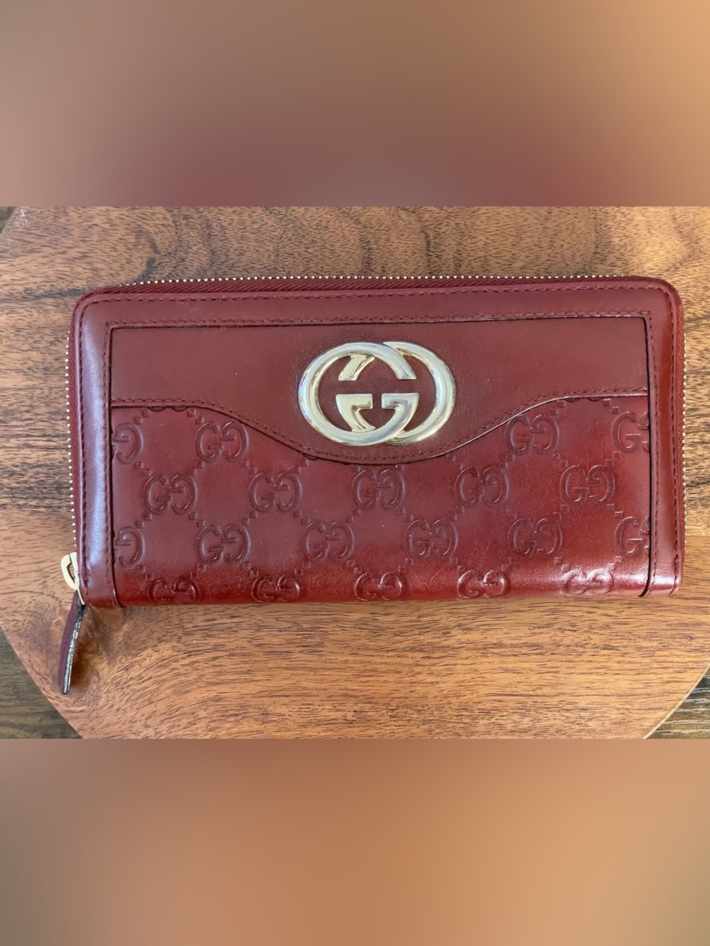 GUCCI Vintage Burgundy Red Guccissima Zip Around Wallet (291132.534563)